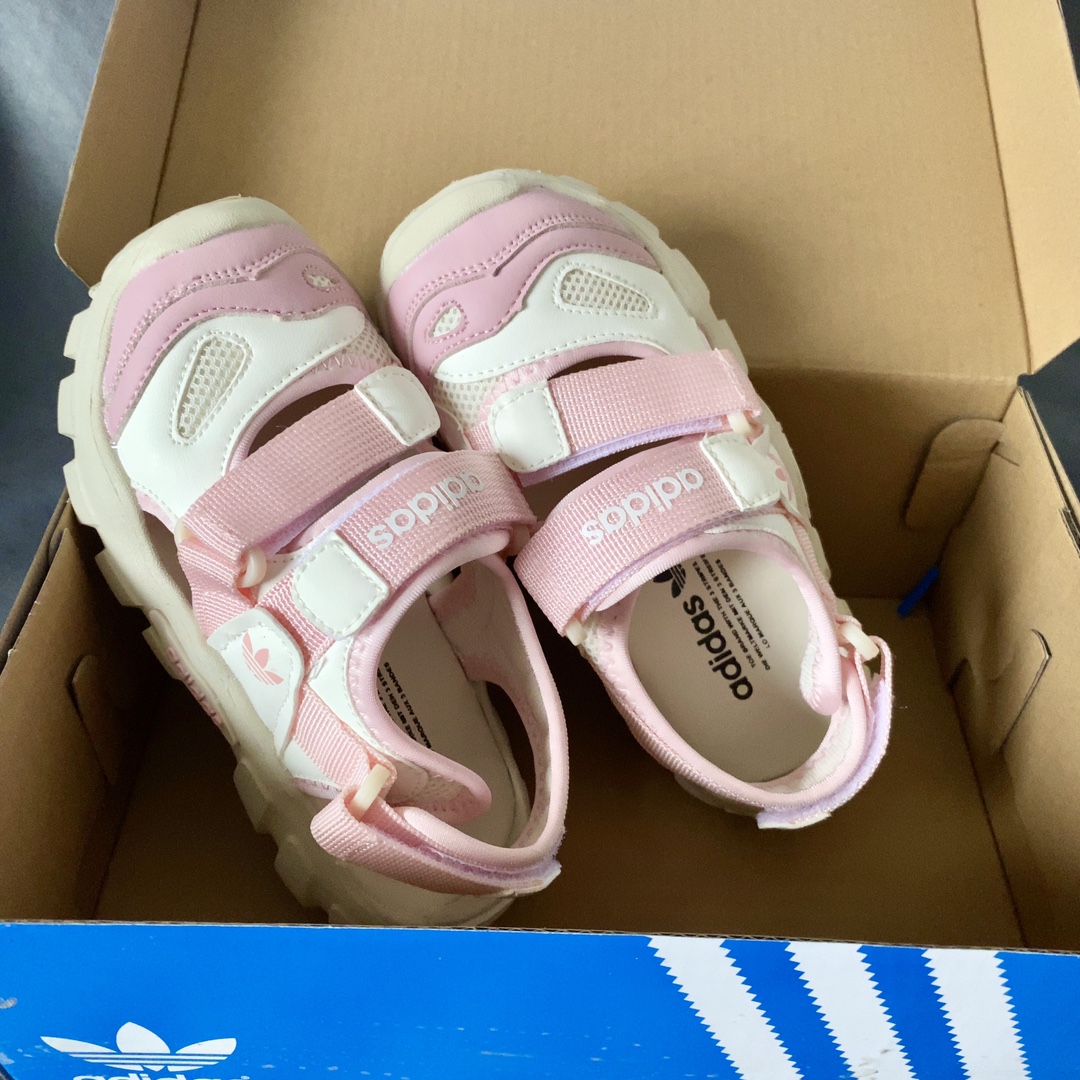 图片[6]-AD儿童海螺沙滩凉鞋 透气包头防踢 魔术贴穿脱便捷为一体鞋面设计 防滑耐折耐磨 柔软有韧性，特别设计的鞋头自然上翘15度贴合孩子走路习惯 防止摔跤的高级EVA鞋底-选品中心