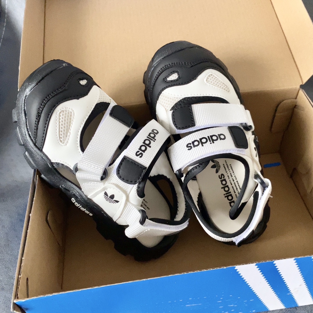 图片[5]-AD儿童海螺沙滩凉鞋 透气包头防踢 魔术贴穿脱便捷为一体鞋面设计 防滑耐折耐磨 柔软有韧性，特别设计的鞋头自然上翘15度贴合孩子走路习惯 防止摔跤的高级EVA鞋底-选品中心