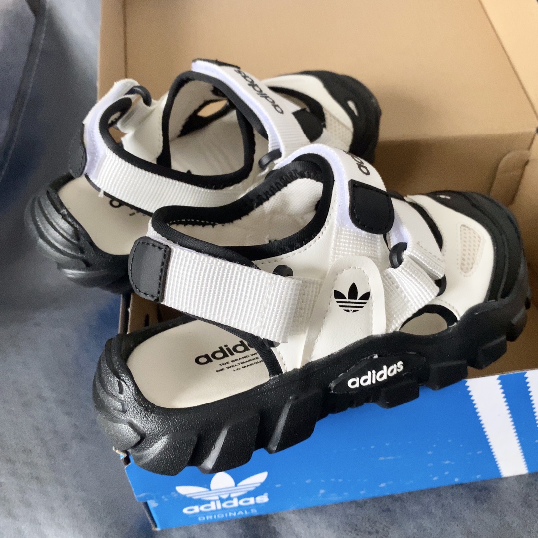 图片[7]-AD儿童海螺沙滩凉鞋 透气包头防踢 魔术贴穿脱便捷为一体鞋面设计 防滑耐折耐磨 柔软有韧性，特别设计的鞋头自然上翘15度贴合孩子走路习惯 防止摔跤的高级EVA鞋底-选品中心