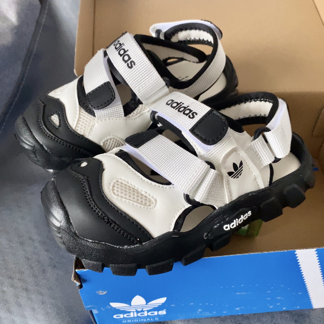 图片[3]-AD儿童海螺沙滩凉鞋 透气包头防踢 魔术贴穿脱便捷为一体鞋面设计 防滑耐折耐磨 柔软有韧性，特别设计的鞋头自然上翘15度贴合孩子走路习惯 防止摔跤的高级EVA鞋底-选品中心