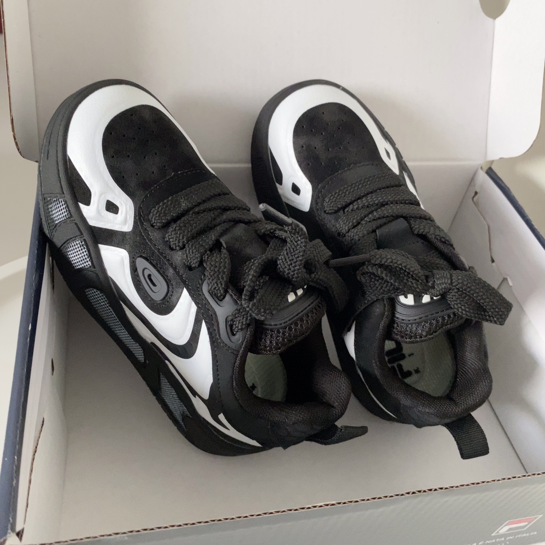 FILA斐乐融化鞋 MELT先锋板鞋 系带方式：系带+内侧魔术贴 号码：26-37-选品中心