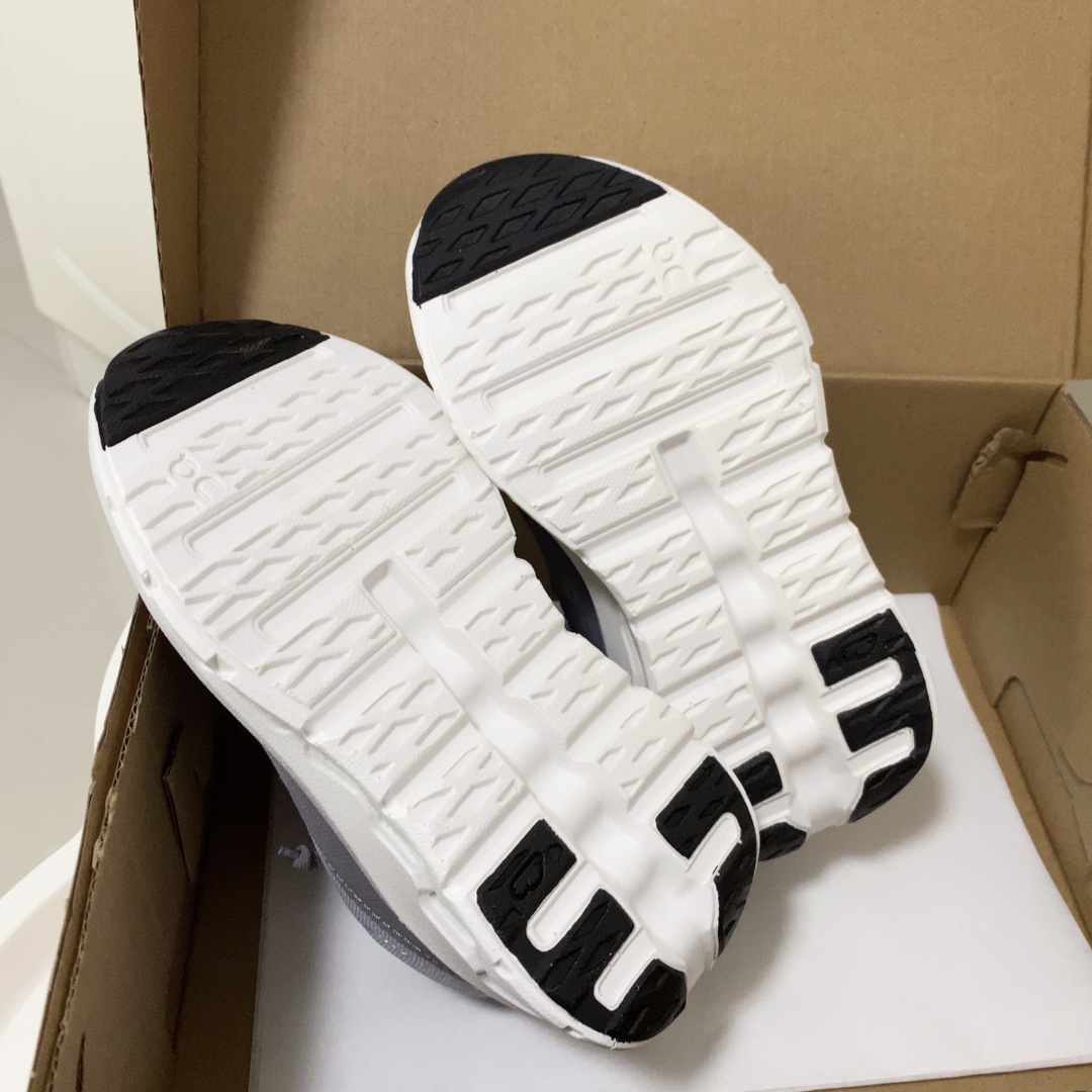 图片[9]-On昂跑儿童运动鞋28-37 免系带穿脱，轻松上脚！Cloud Play泡棉打造的专利鞋底，柔软缓震，轻松实现柔软触地！一款集日常穿搭和训练穿着的宝藏童鞋-选品中心