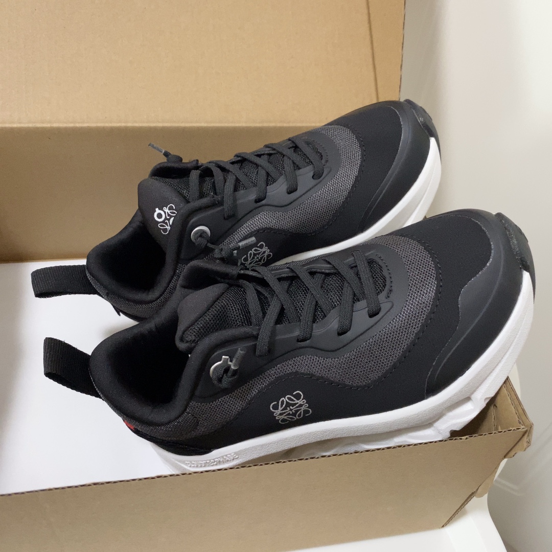 图片[7]-On昂跑儿童运动鞋 昂跑 随心 随性 随你 免系带穿脱，轻松上脚！Cloud Play泡棉打造的专利鞋底，柔软缓震，轻松实现柔软触地！一款集日常穿搭和训练穿着的宝藏童鞋，爸爸妈妈放心冲✊🏻-选品中心