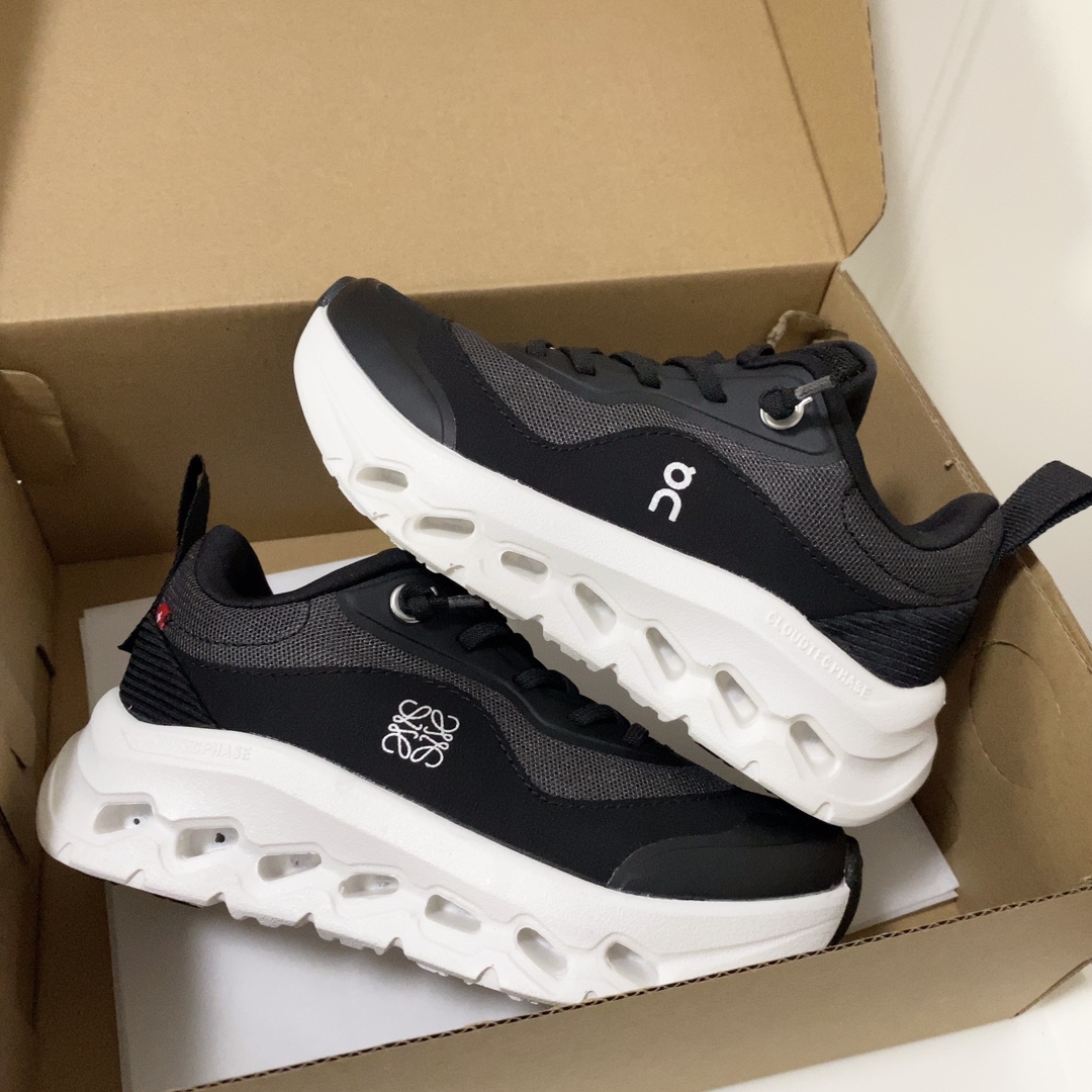 图片[6]-On昂跑儿童运动鞋 昂跑 随心 随性 随你 免系带穿脱，轻松上脚！Cloud Play泡棉打造的专利鞋底，柔软缓震，轻松实现柔软触地！一款集日常穿搭和训练穿着的宝藏童鞋，爸爸妈妈放心冲✊🏻-选品中心