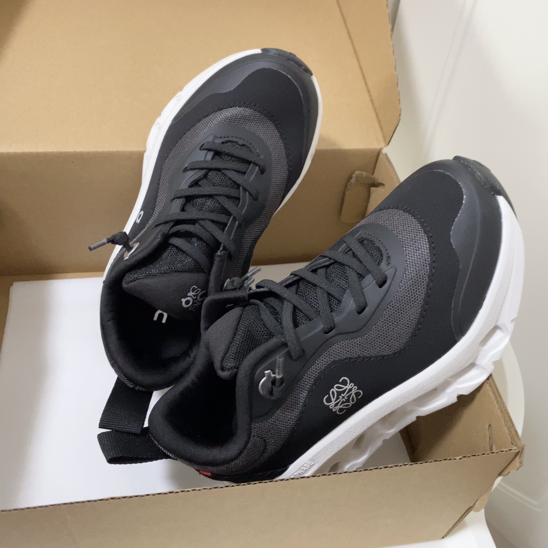 图片[5]-On昂跑儿童运动鞋 昂跑 随心 随性 随你 免系带穿脱，轻松上脚！Cloud Play泡棉打造的专利鞋底，柔软缓震，轻松实现柔软触地！一款集日常穿搭和训练穿着的宝藏童鞋，爸爸妈妈放心冲✊🏻-选品中心