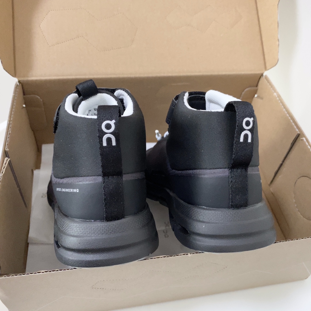 图片[8]-昂跑中帮儿童运动鞋 超轻超软的云朵大底，魔术贴➕松紧带设计，穿脱超方便中帮款式，保护稚嫩脚踝橡胶耐磨防滑大底，脚感不言而喻-选品中心