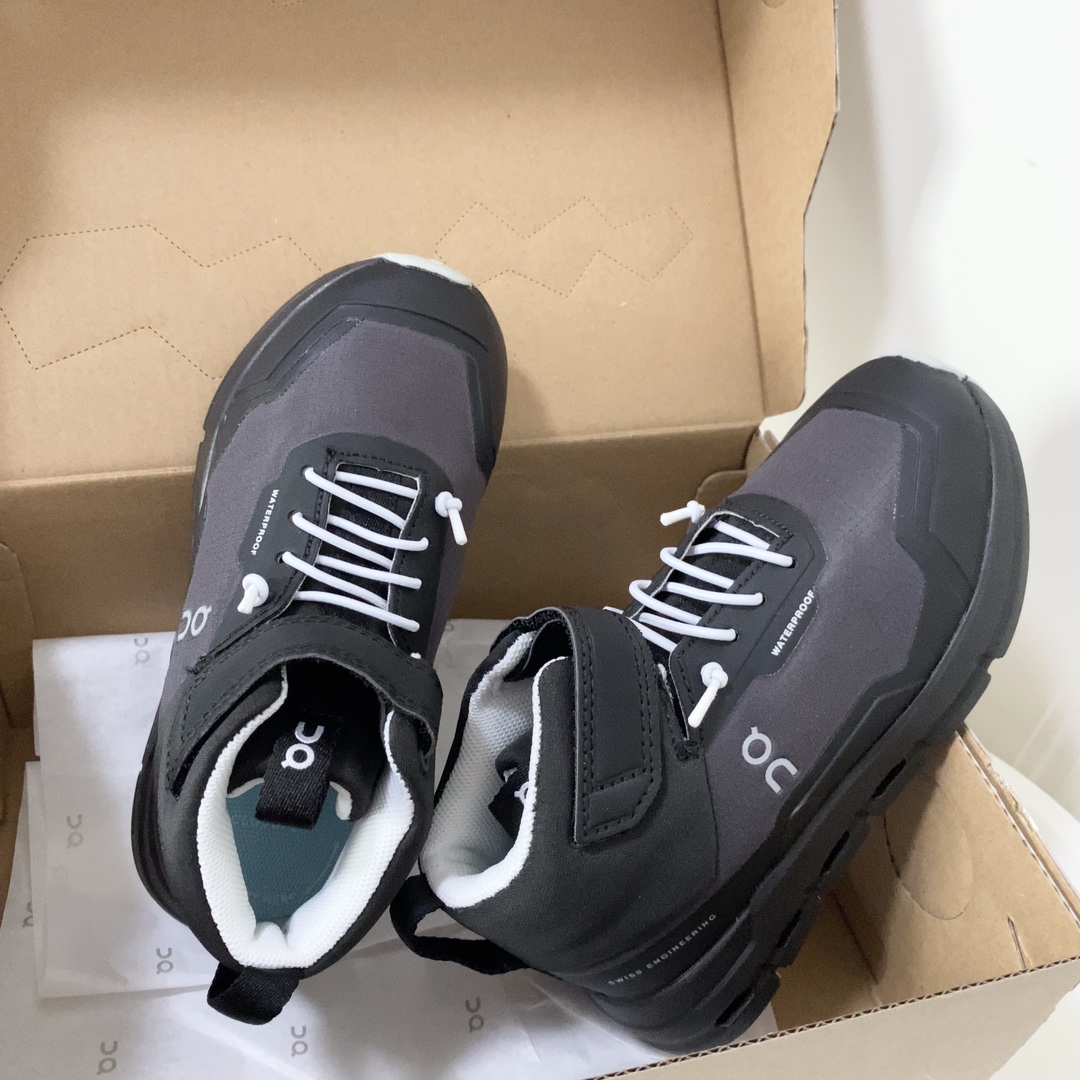 图片[2]-昂跑中帮儿童运动鞋 超轻超软的云朵大底，魔术贴➕松紧带设计，穿脱超方便中帮款式，保护稚嫩脚踝橡胶耐磨防滑大底，脚感不言而喻-选品中心