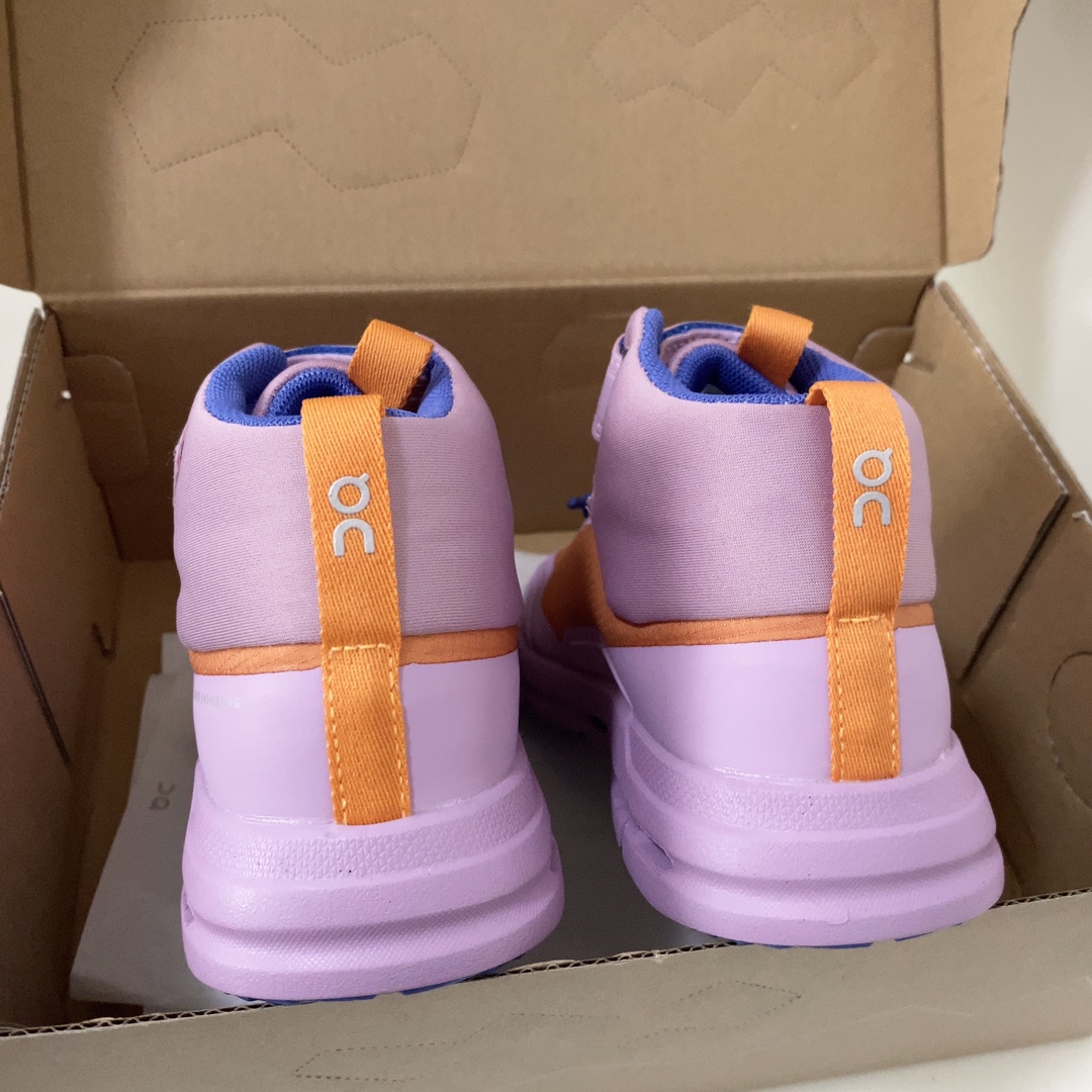 图片[8]-昂跑中帮儿童运动鞋 超轻超软的云朵大底，魔术贴➕松紧带设计，穿脱超方便中帮款式，保护稚嫩脚踝橡胶耐磨防滑大底，脚感不言而喻-选品中心