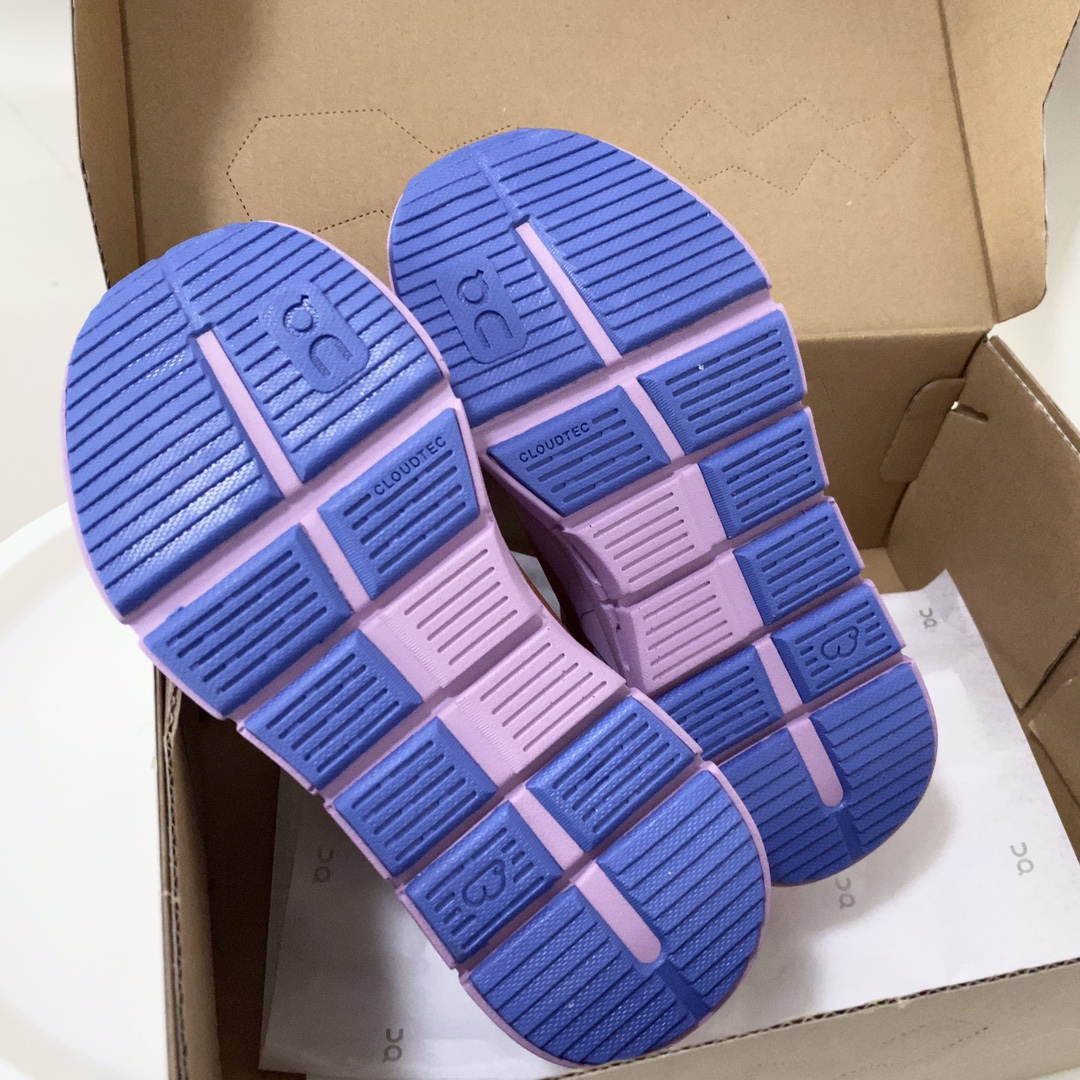 图片[9]-昂跑中帮儿童运动鞋 超轻超软的云朵大底，魔术贴➕松紧带设计，穿脱超方便中帮款式，保护稚嫩脚踝橡胶耐磨防滑大底，脚感不言而喻-选品中心