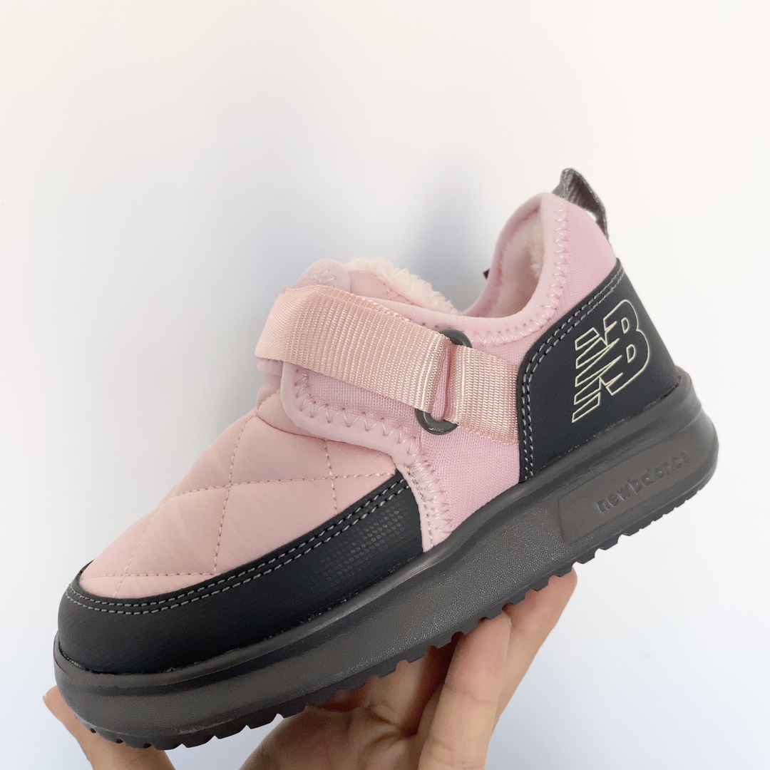 图片[6]-NB二棉加绒低帮童鞋 必属于今年新百L这款雪地靴 要说今年哪双鞋最火，❗️萌宝上脚 立马提升颜值，暖到地球要爆炸！这样的版型就该搭配满满质感！气质这一块瞬间没话说，-选品中心