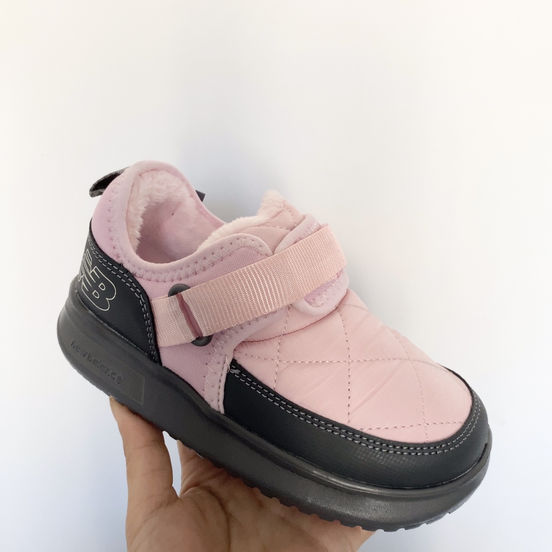 图片[4]-NB二棉加绒低帮童鞋 必属于今年新百L这款雪地靴 要说今年哪双鞋最火，❗️萌宝上脚 立马提升颜值，暖到地球要爆炸！这样的版型就该搭配满满质感！气质这一块瞬间没话说，-选品中心