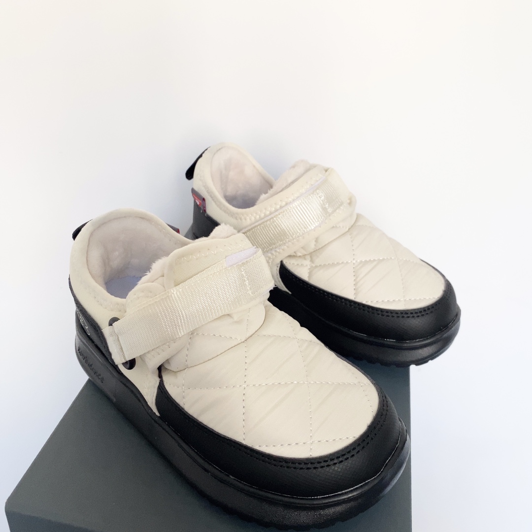 NB二棉加绒低帮童鞋 必属于今年新百L这款雪地靴 要说今年哪双鞋最火，❗️萌宝上脚 立马提升颜值，暖到地球要爆炸！这样的版型就该搭配满满质感！气质这一块瞬间没话说，-选品中心