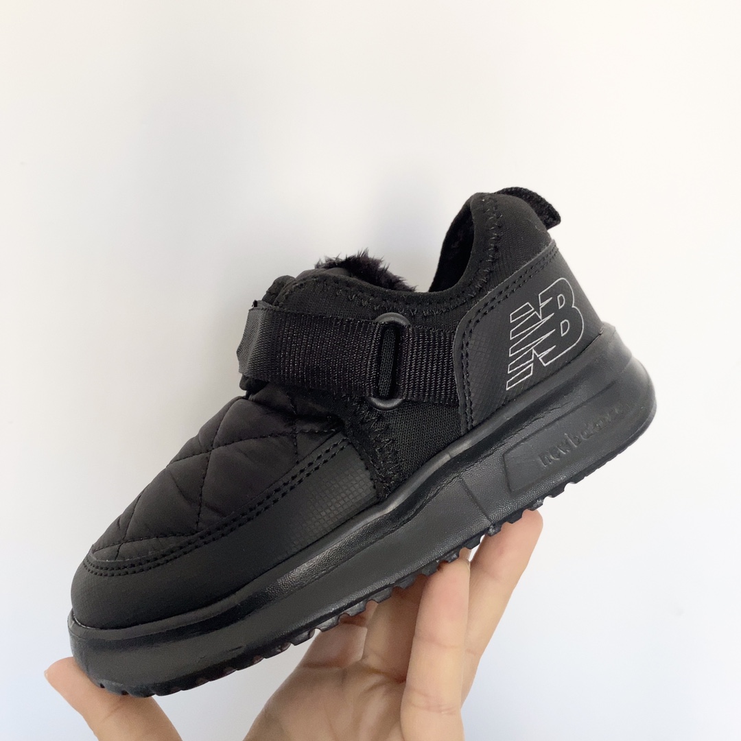 图片[6]-NB二棉加绒低帮童鞋 必属于今年新百L这款雪地靴 要说今年哪双鞋最火，❗️萌宝上脚 立马提升颜值，暖到地球要爆炸！这样的版型就该搭配满满质感！气质这一块瞬间没话说，-选品中心