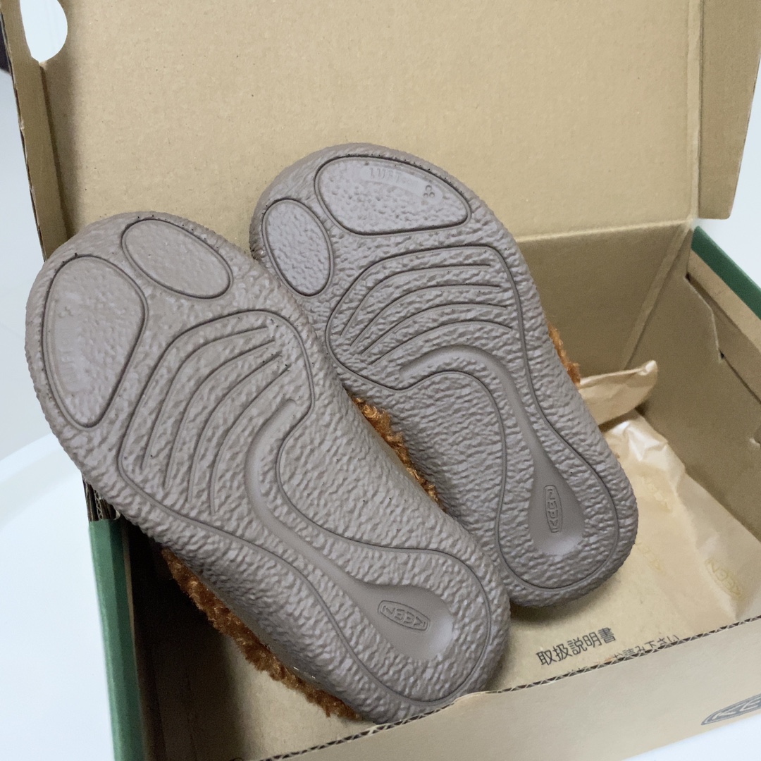 图片[9]-Keen 马球高帮加绒靴 上脚很露营风 撞色的配色绝绝子又好看，鞋口鞋舌鞋垫加绒设计保暖效果刚刚好！松紧鞋带方便小朋友自己穿脱真的很值得入手一双试试！-选品中心