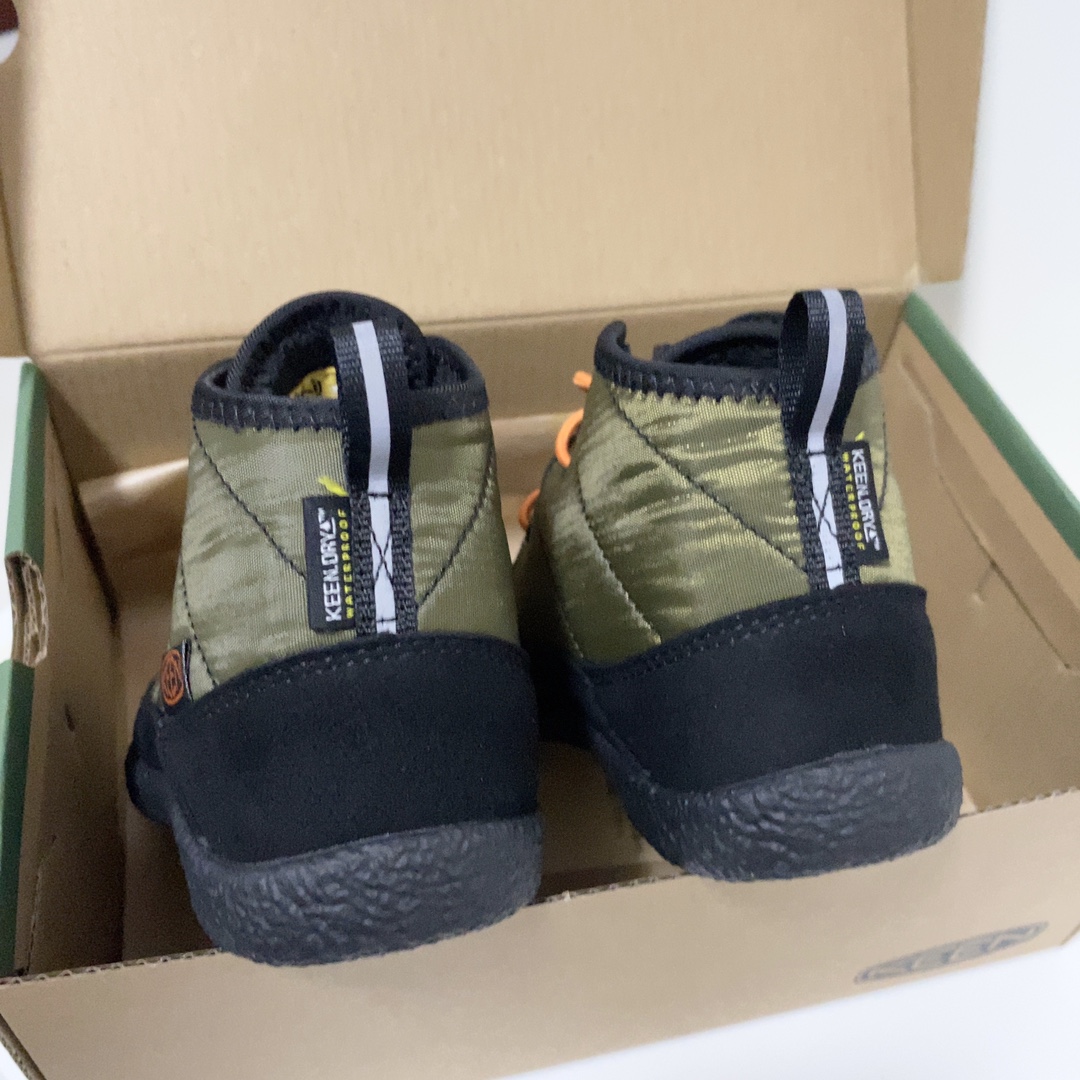图片[8]-Keen 马球高帮加绒靴 上脚很露营风 撞色的配色绝绝子又好看，鞋口鞋舌鞋垫加绒设计保暖效果刚刚好！松紧鞋带方便小朋友自己穿脱真的很值得入手一双试试！-选品中心