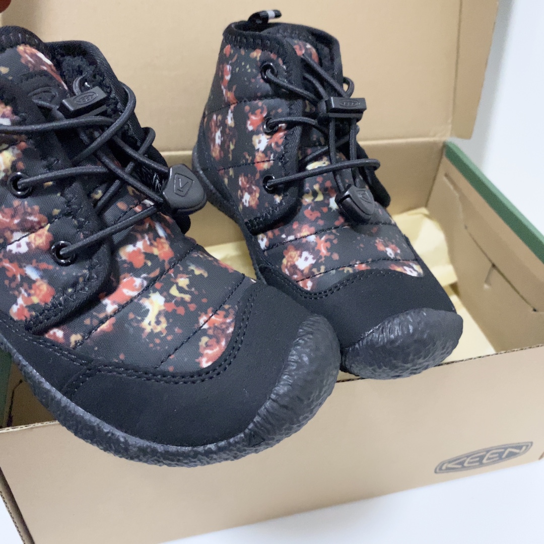 图片[6]-Keen 马球高帮加绒靴 上脚很露营风 撞色的配色绝绝子又好看，鞋口鞋舌鞋垫加绒设计保暖效果刚刚好！松紧鞋带方便小朋友自己穿脱真的很值得入手一双试试！-选品中心