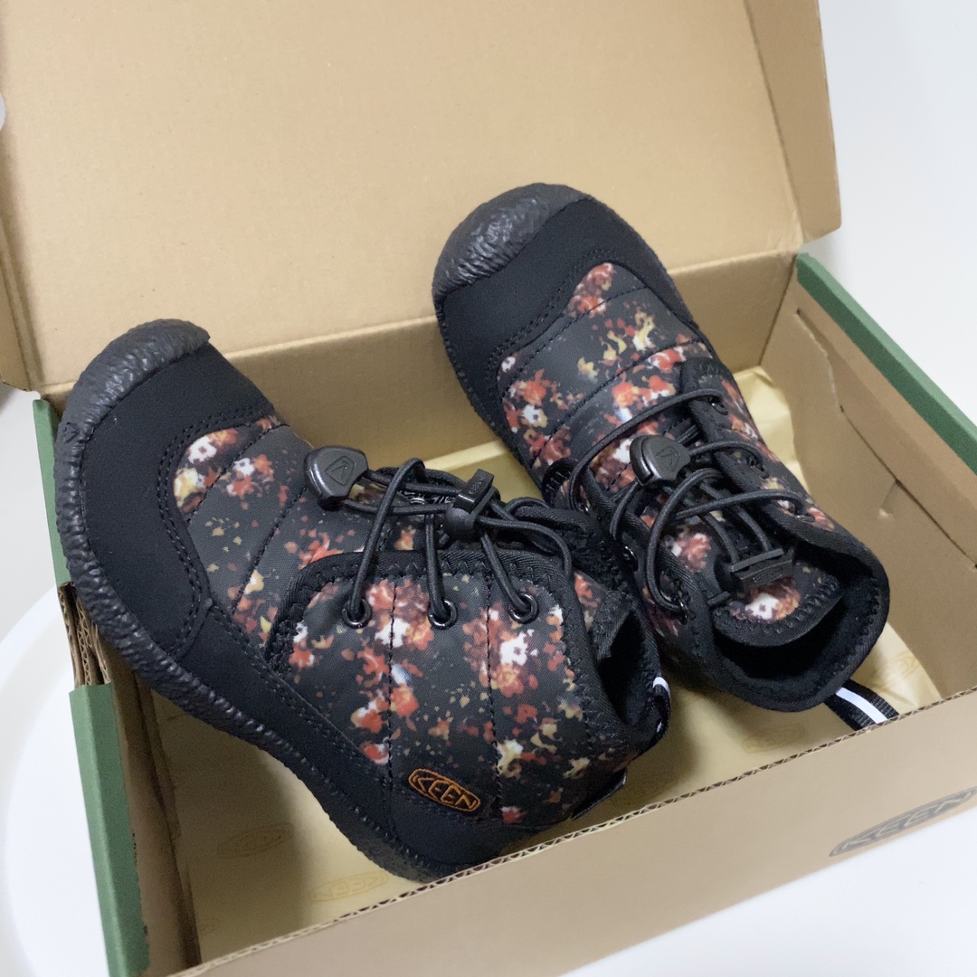 图片[3]-Keen 马球高帮加绒靴 上脚很露营风 撞色的配色绝绝子又好看，鞋口鞋舌鞋垫加绒设计保暖效果刚刚好！松紧鞋带方便小朋友自己穿脱真的很值得入手一双试试！-选品中心