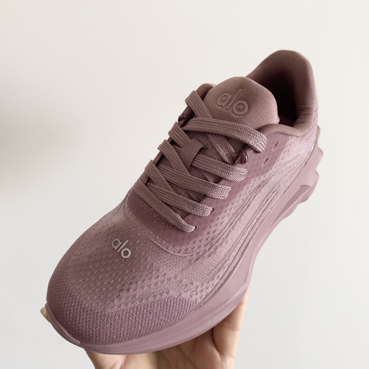 图片[7]-alo yoga Alo Runner 舒适柔软透气童鞋儿童运动鞋跑步鞋 28-37 透气性鞋面 舒适不闷脚 耐磨防滑轻便大底，脚感超赞-选品中心