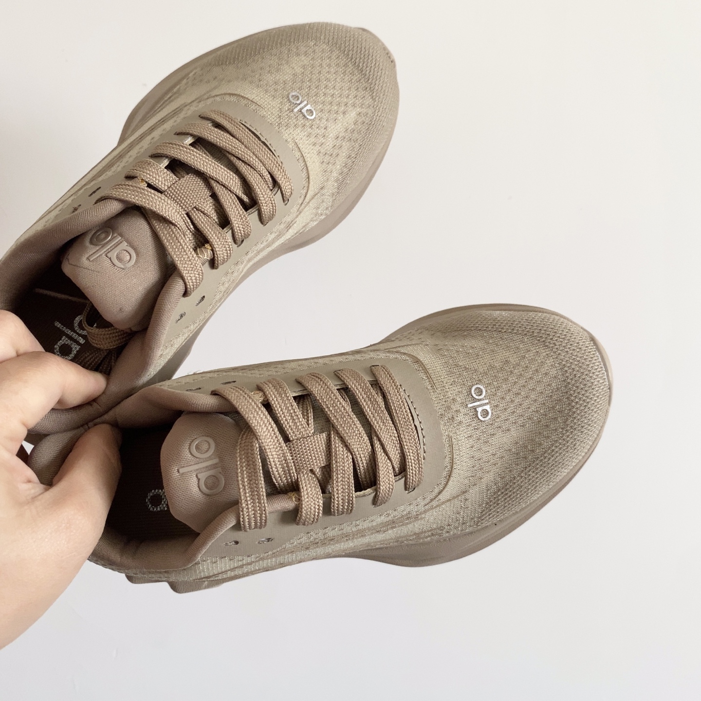 图片[3]-alo yoga Alo Runner 舒适柔软透气童鞋儿童运动鞋跑步鞋 28-37 透气性鞋面 舒适不闷脚 耐磨防滑轻便大底，脚感超赞-选品中心