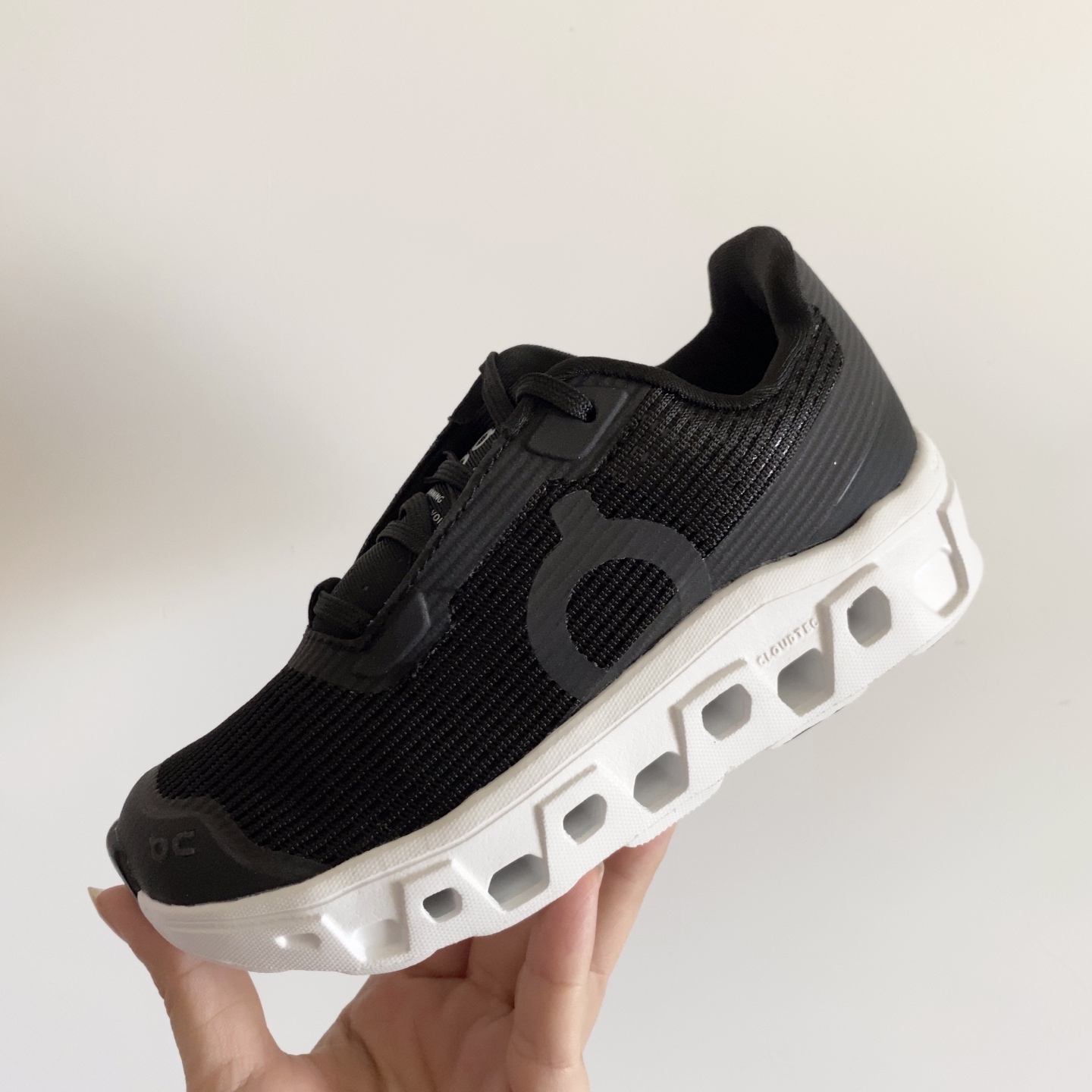 图片[7]-昂跑鞋带儿童运动鞋 小众的昂跑品牌🆕 穿上就会爱上❤️ 鞋带设计，穿脱超方便✌🏻 透气舒适鞋面，质感满满💯 28–37-选品中心