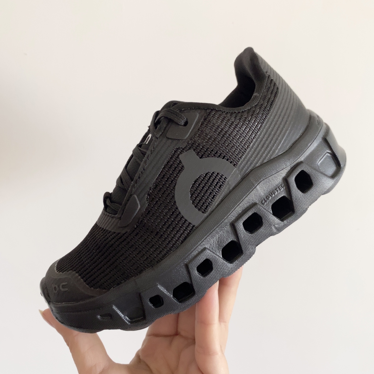 图片[7]-昂跑鞋带儿童运动鞋 小众的昂跑品牌🆕 穿上就会爱上❤️ 鞋带设计，穿脱超方便✌🏻 透气舒适鞋面，质感满满💯 28–37-选品中心