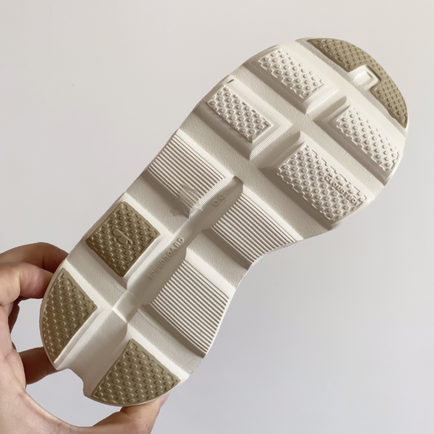 图片[9]-昂跑鞋带儿童运动鞋 小众的昂跑品牌🆕 穿上就会爱上❤️ 鞋带设计，穿脱超方便✌🏻 透气舒适鞋面，质感满满💯 28–37-选品中心