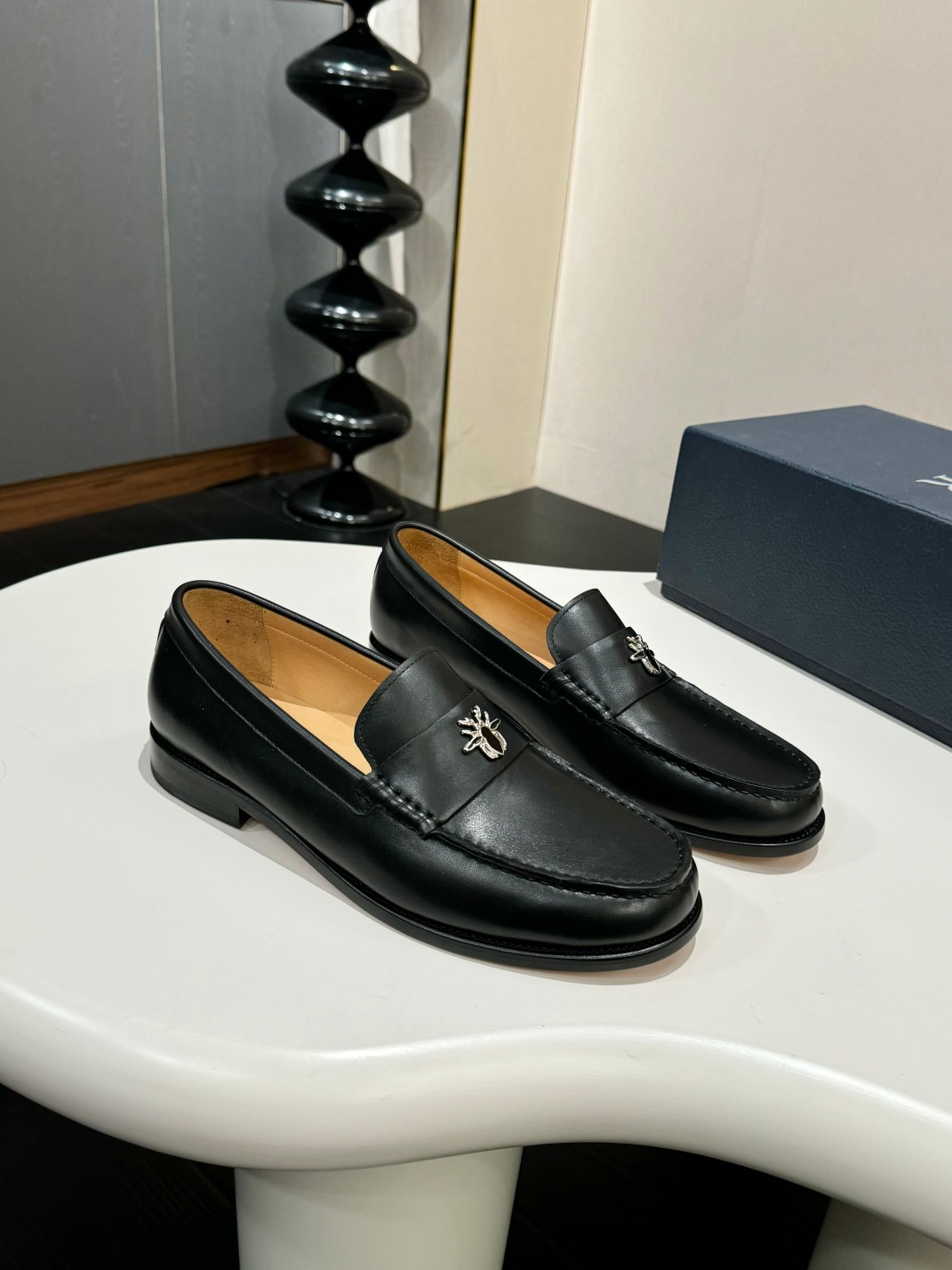 Dior Style Leather Men's Shoes Lookbook Reference image 2