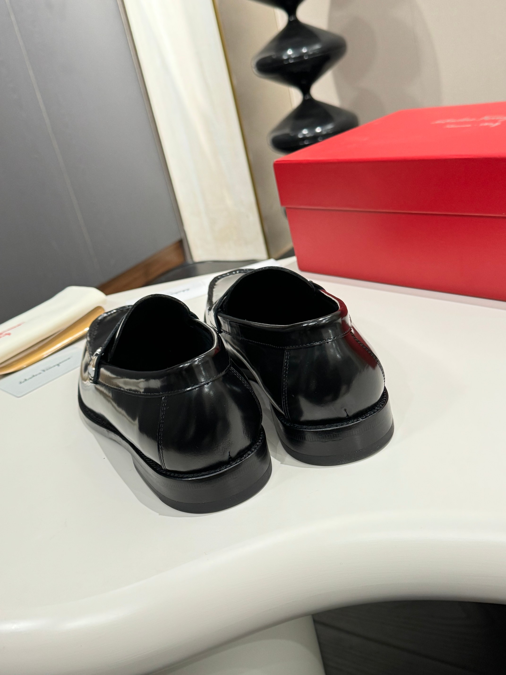 Ferragamo Style Black Leather Men's Shoes Men's Shoes Men's Shoes detail image 8 from source 783346