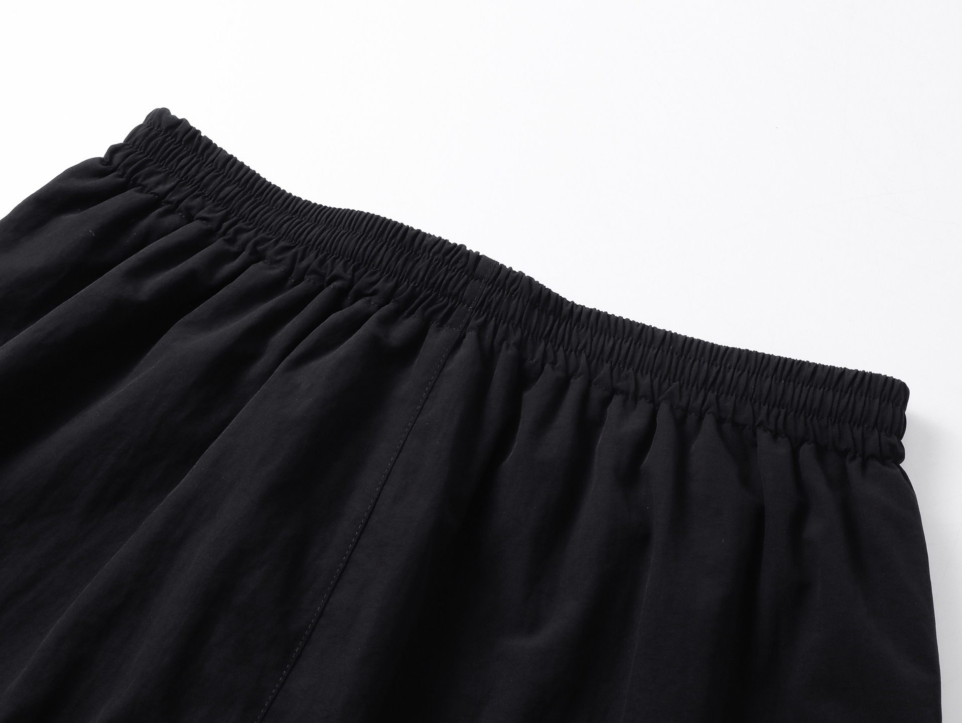 Balenciaga BLCG 巴黎世家 SS26 松紧腰带直筒休闲短裤