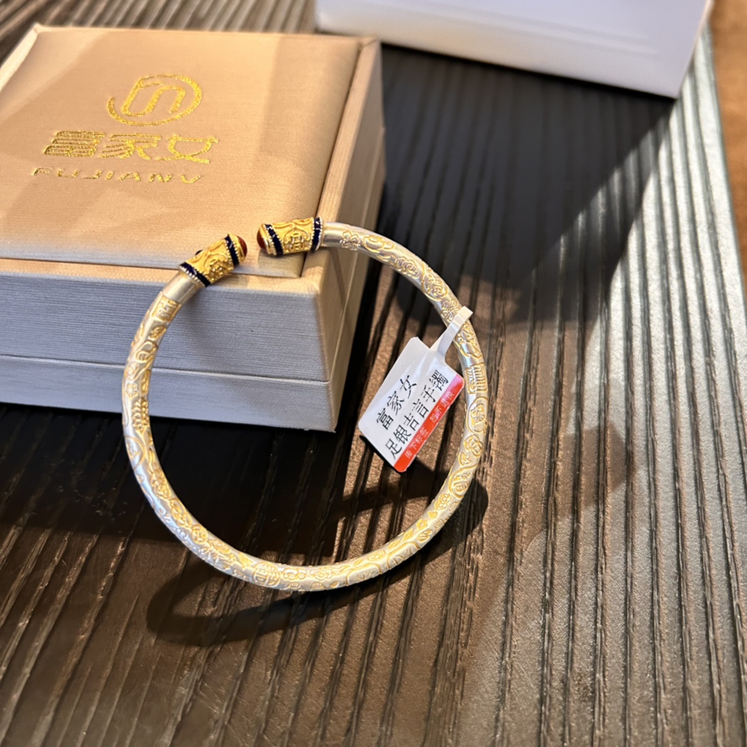 This month's beloved bracelet~This is really beautiful - Jewelry