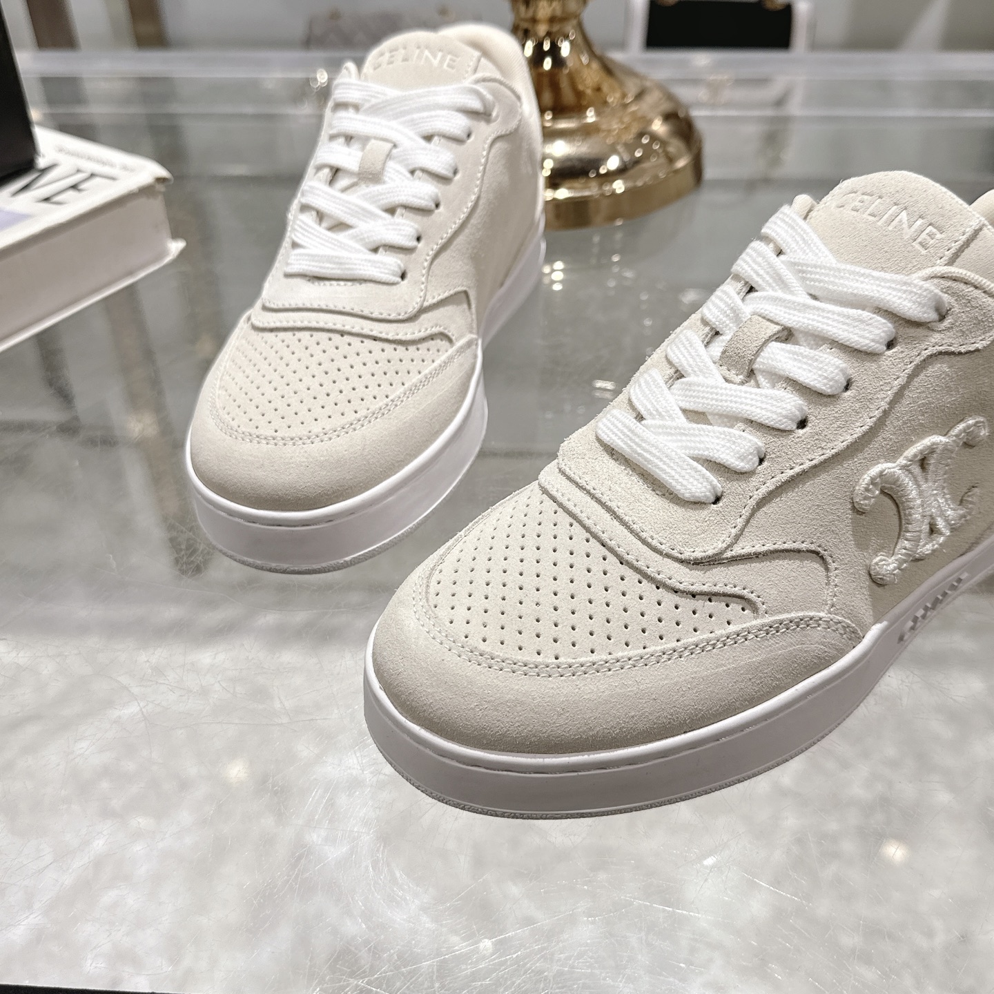 Celine Women's Triomphe Lace-Up Thick-Soled Casual Sneakers 9 i1742629496031 559 0 7