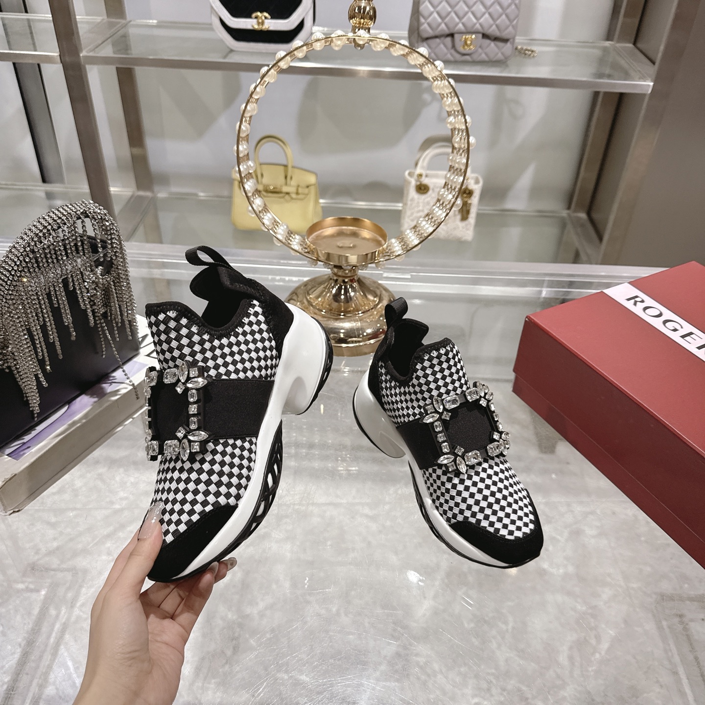 RV Viv' Run Upgrade Diamond Buckle Woven Sneakers for Women, Elevate Your Style 6 i1743931267345 743 0 3