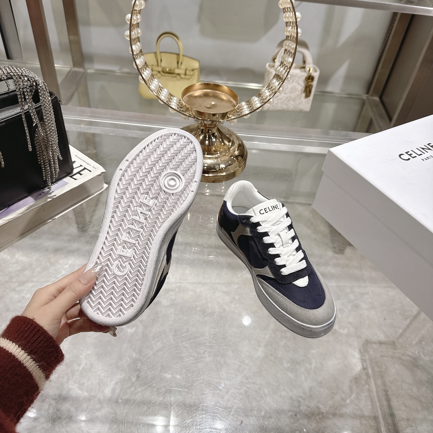 Celine 2025SS Logo Lace-Up Platform Sneakers - Simple, Comfortable, Chic 10 i1743931904517 7566 0 8