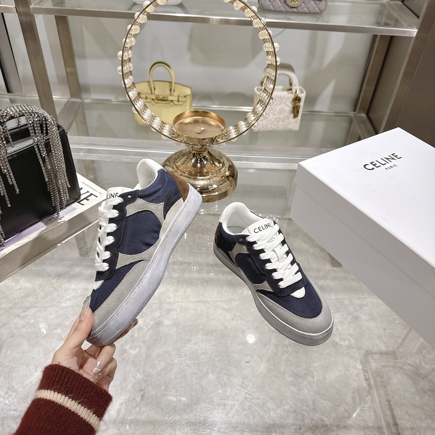 Celine 2025SS Logo Lace-Up Platform Sneakers - Simple, Comfortable, Chic 6 i1743931904518 7825 0 3