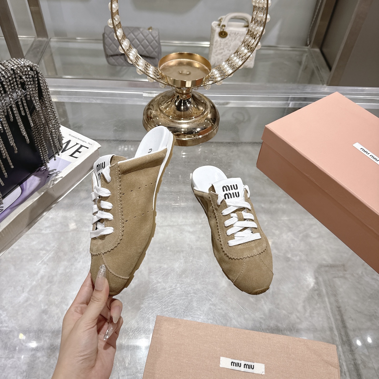 Miu Miu 25SS Leather Mules with Logo - Designer Style & Comfort 5 i1746687735903 198 0 3