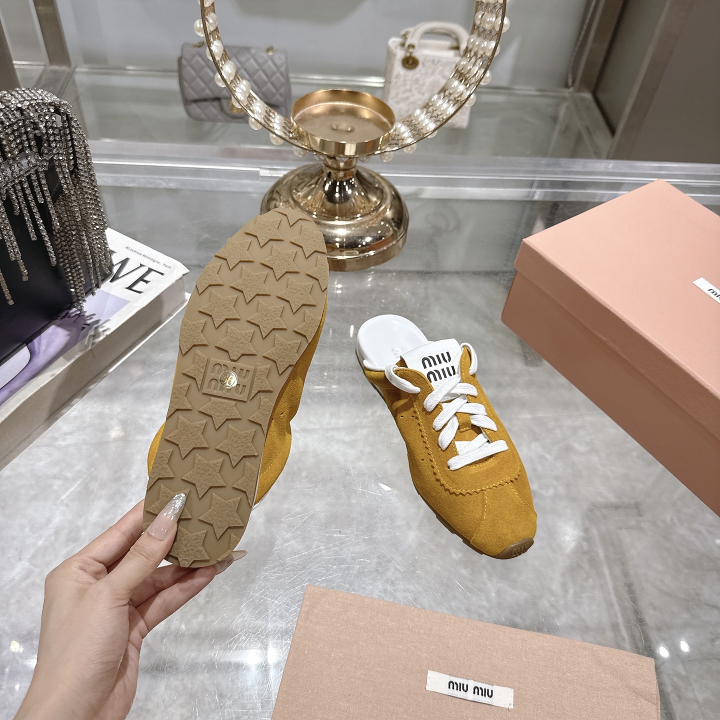 Miu Miu 25SS Leather Mules with Adjustable Straps and Rubber Sole 10 i1746688040907 2890 0 8