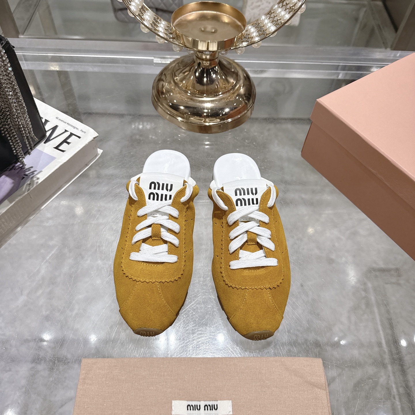 Miu Miu 25SS Leather Mules with Adjustable Straps and Rubber Sole 3 i1746688041137 6606 0 0
