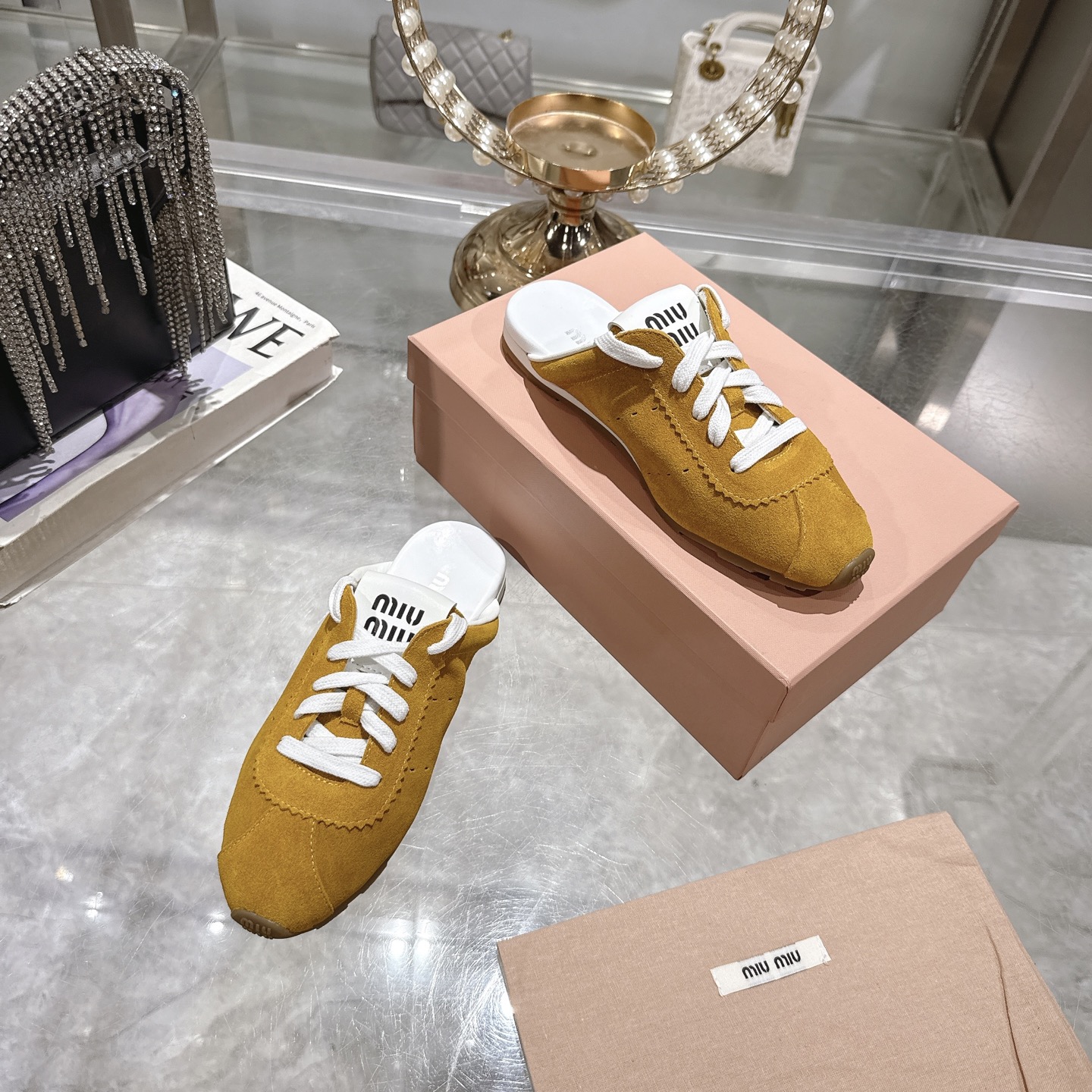 Miu Miu 25SS Leather Mules with Adjustable Straps and Rubber Sole 7 i1746688041356 7299 0 5