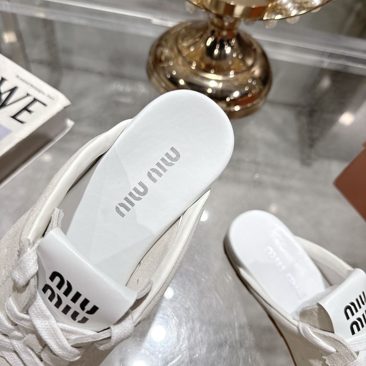 Miu Miu Spring Leather Mules: Chic, Comfortable, and High-Fashion Shoes 8 i1746688365173 8233 0 6