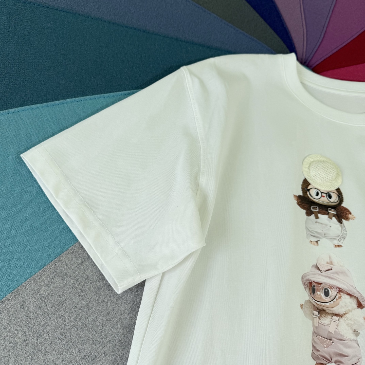 Kawaii Net Color T-Shirt with Summer White Woven Hat - Limited Edition 4 i1751116939777 5090 0 2