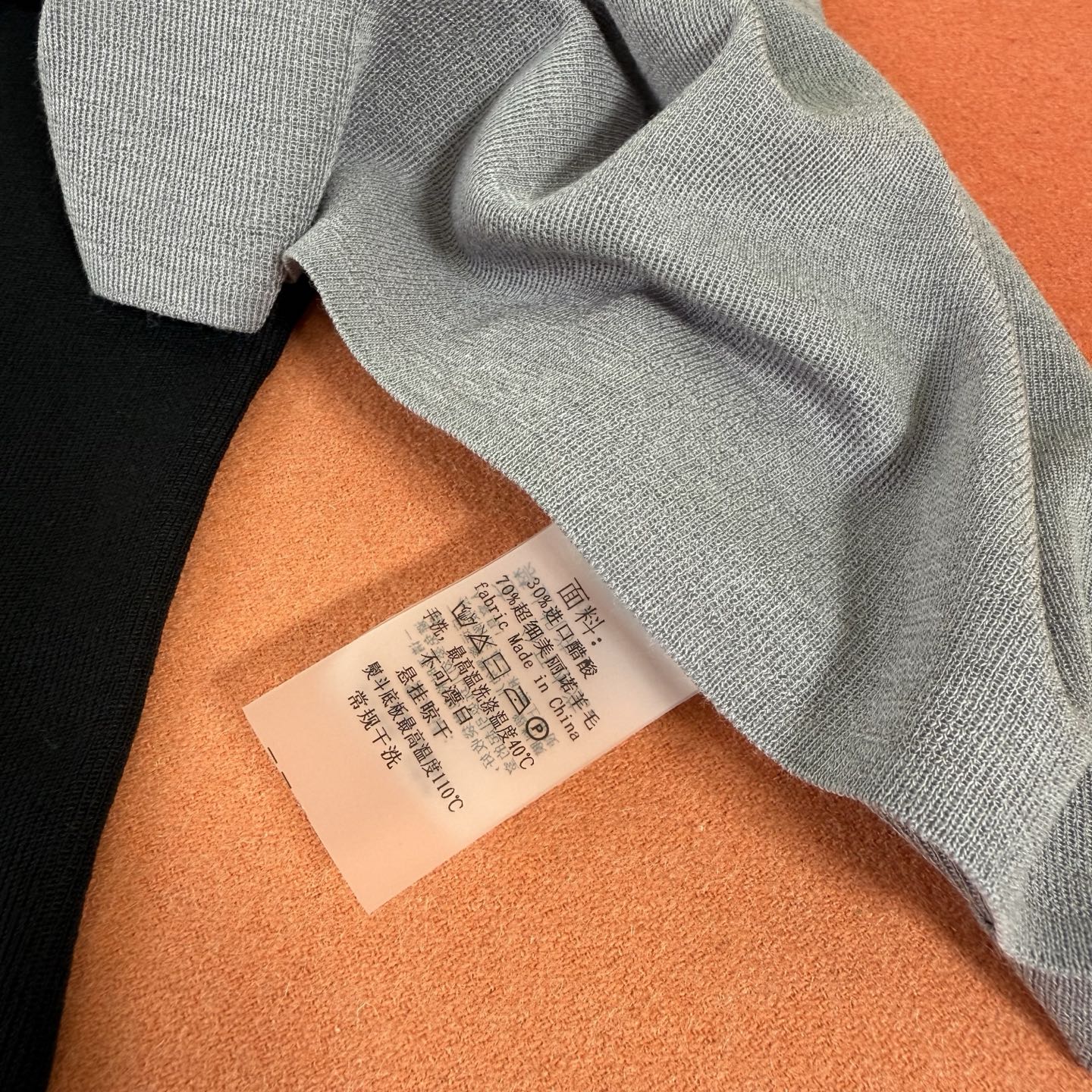 Cropped Knit Top for Women - Slim Fit, Breathable, and Stylish - Available in S, M, L 9 i1752492227650 6204 0 7