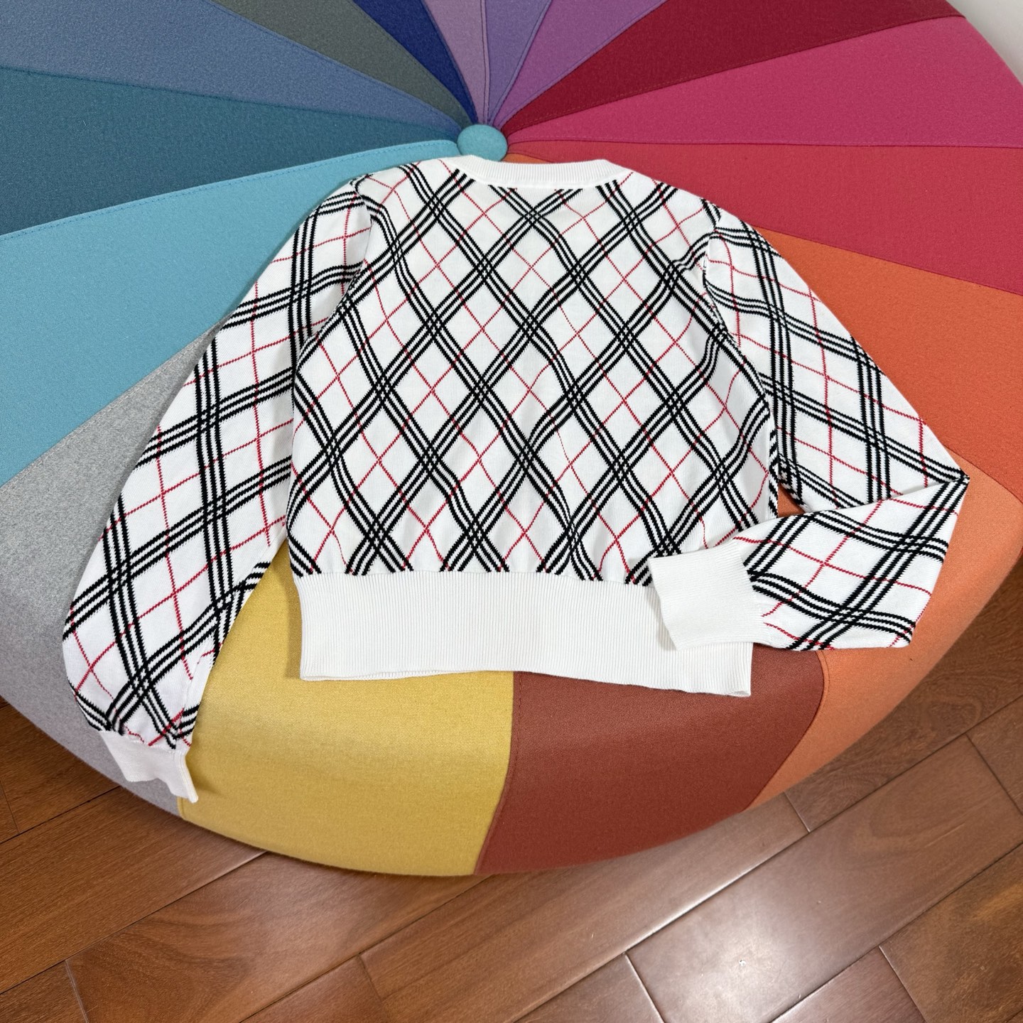 Autumn Knitted Cardigan Sweater for Women, Cropped Fit with Jacquard Plaid Design 10 i1753889673332 6284 0 8