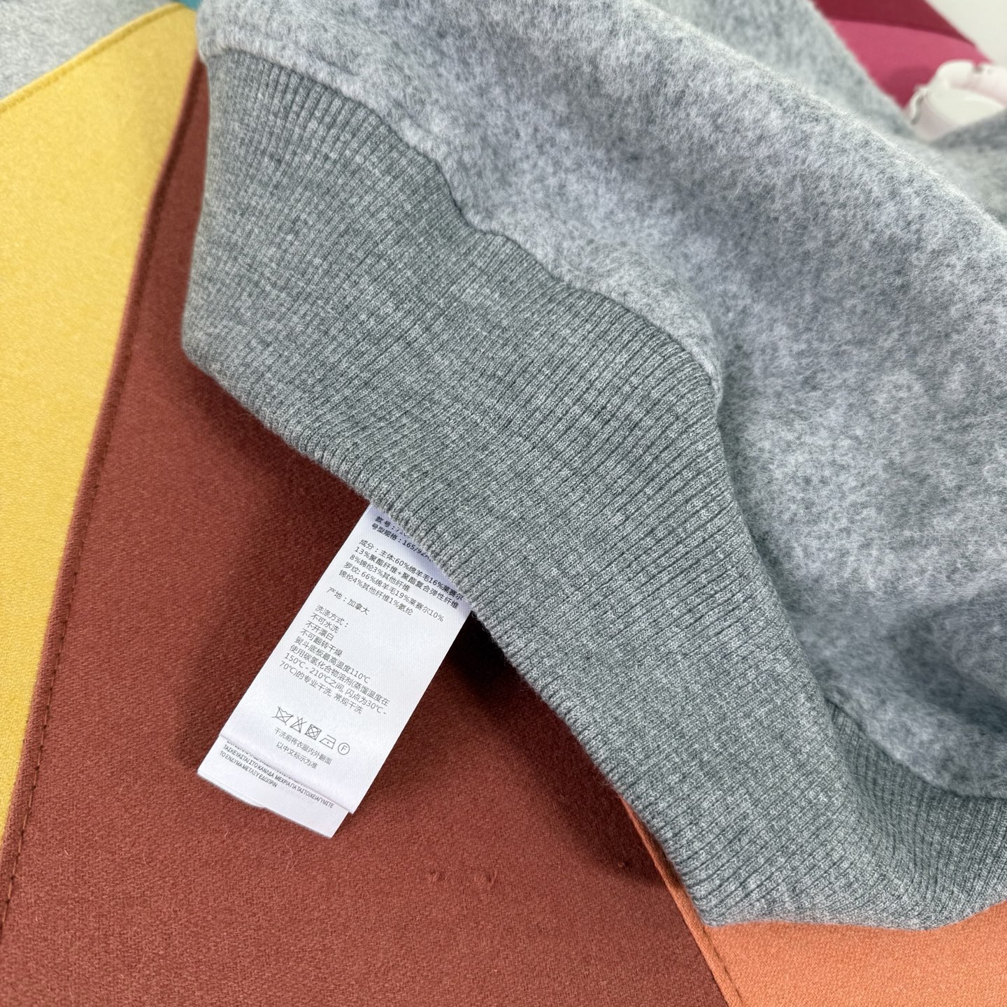 Cozy Lambswool Fleece Hooded Jacket - Warm, Stylish, and Practical 9 i1757411050396 4354 0 7