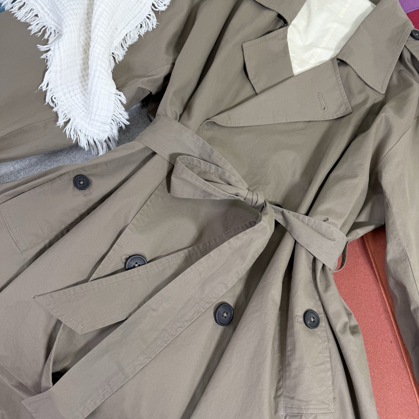 Women's Minimalist Windbreaker Jacket - Lightweight, Loose Fit, Unique Color 5 i1757511325721 7311 0 3