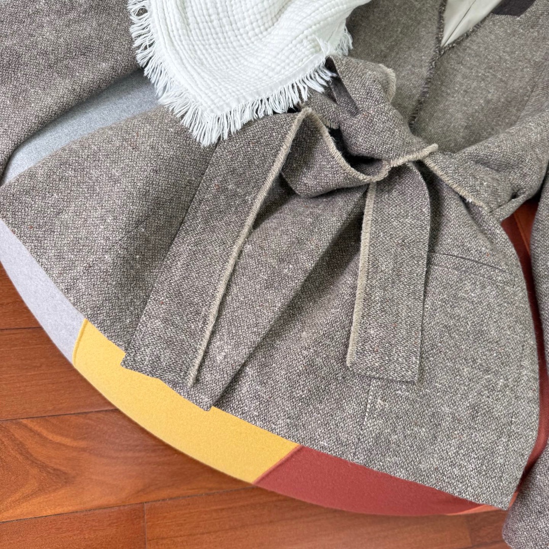 BC Italian Blend Linen Wool Coat with Raw Edge Detail and Multi-Function Design 8 i1758864177 9605 0