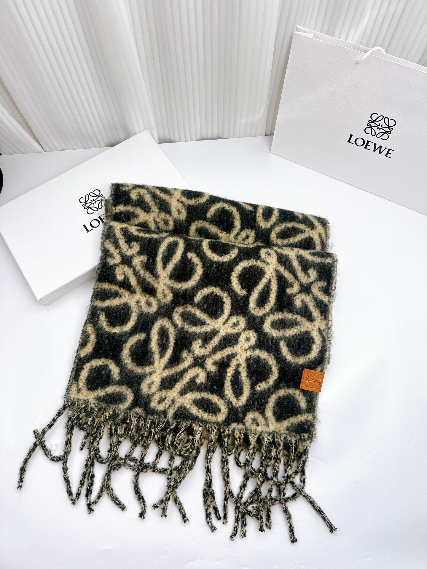 _dj99sajsCP438gzedlXlU7i5IdH_dHEdvpU1xPQ