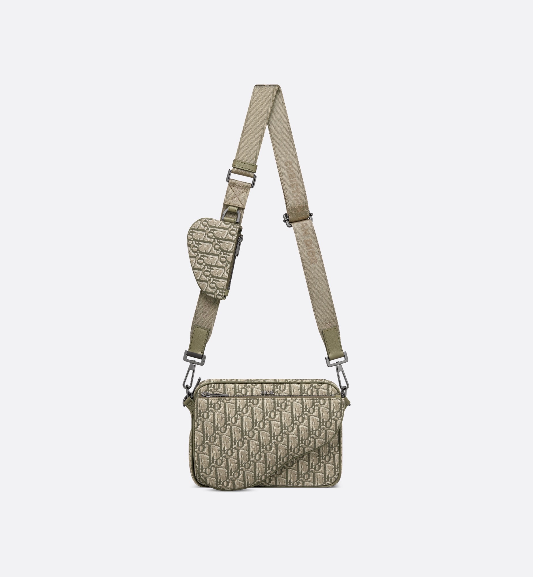 Dior Oblique Jacquard Messenger Bag, Stylish and Functional Crossbody Bag 9 i1714401930 7057 3