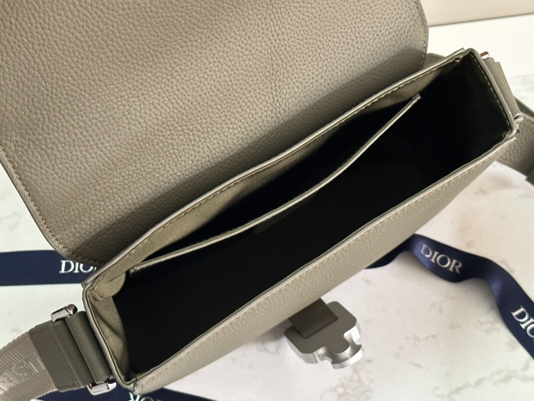 Dior Saddle Messenger Bag, Mini Khaki Oblique Canvas and Grained Calfskin 9 i1714921967 1809 1