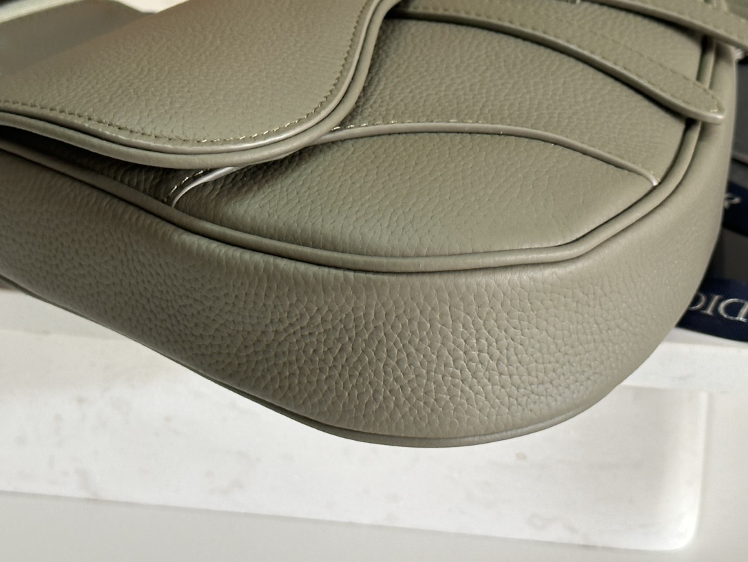 Dior Saddle Bag in Khaki Grained Calfskin with DIOR Jacquard Strap 6 i1714922400 8996 8