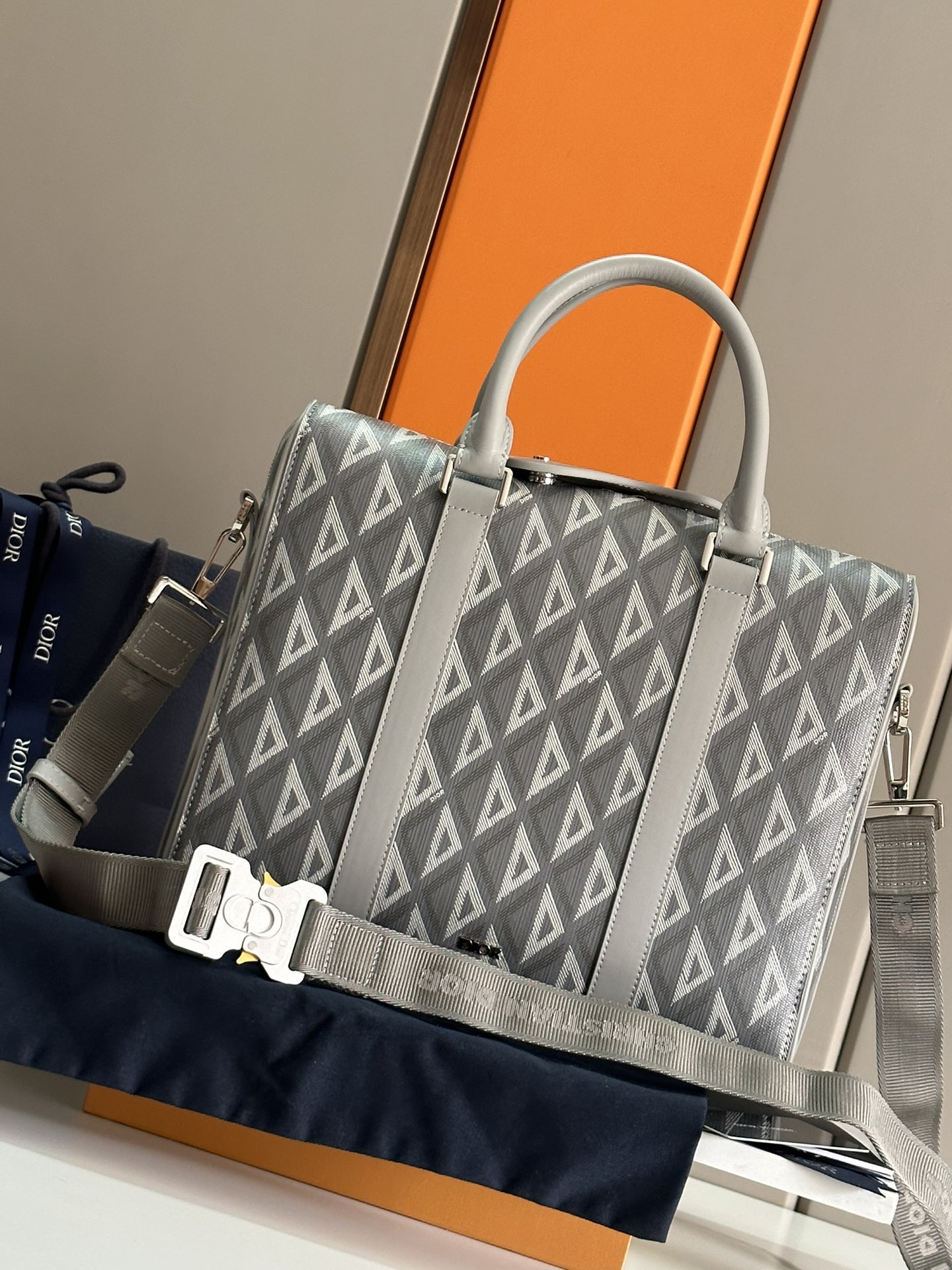 Luxurious Dior Lingot Briefcase with Classic Grace and High-order Spirit